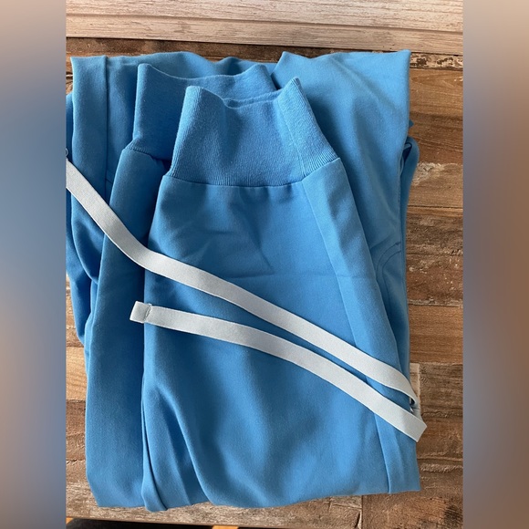 Figs Zamora Jogger - Picture 2 of 2